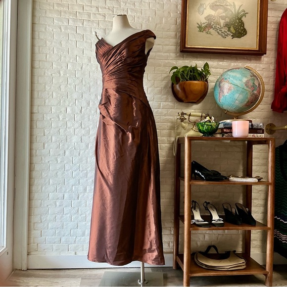 Dresses & Skirts - Symphony of Venus Liquid Metallic Copper Ornately Ruched Gathered Bodice Gown